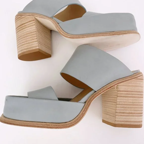 Wal & Pai Saturn Sandals in Concrete - Picture 5 of 11